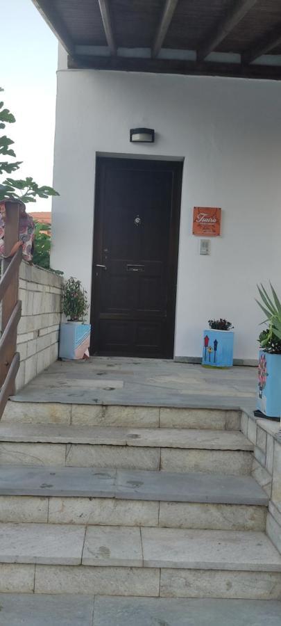 אמוליאני Apartment Tsaira מראה חיצוני תמונה