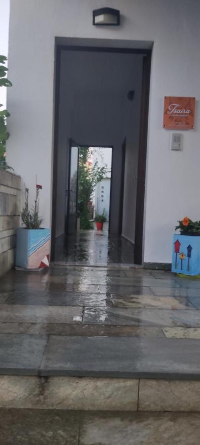 אמוליאני Apartment Tsaira מראה חיצוני תמונה